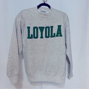 Loyola University NCAA Sweatshirt Adult Medium Y2K 90s Graphic Print Vintage‎